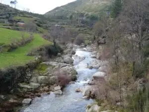 cortes do meio, serra da estrela,
